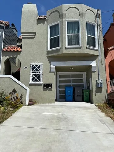 2366 29th Ave Photo 1