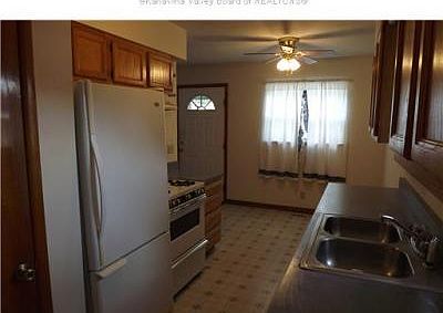 4th image of 726 57th St SE