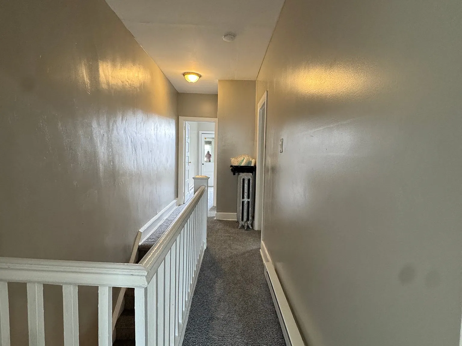Section 8 3 Bedroom 1 Bath Home Available Immediately — Photo 4
