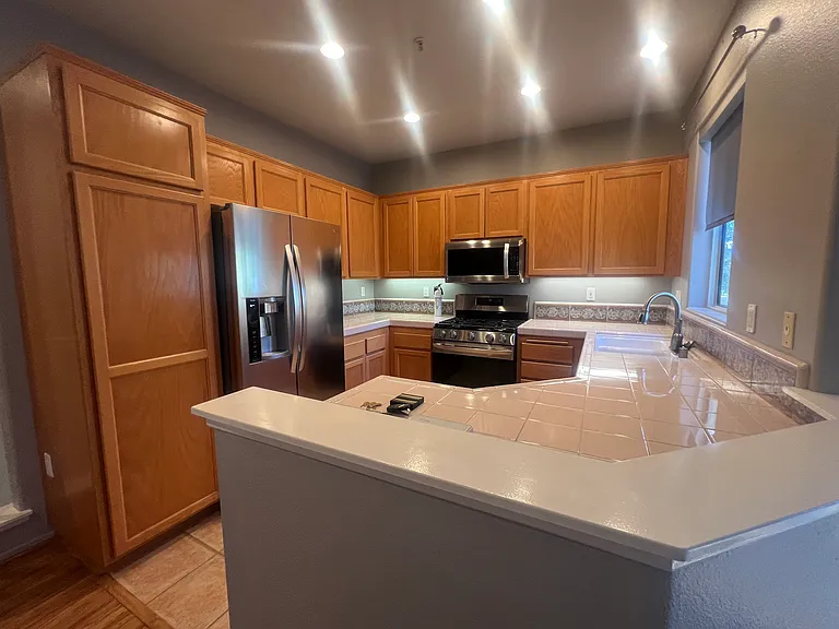 11804 San Tropez Pl — Photo 4