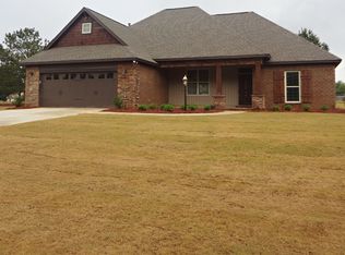 204 Village Trl, Wetumpka, AL 36093