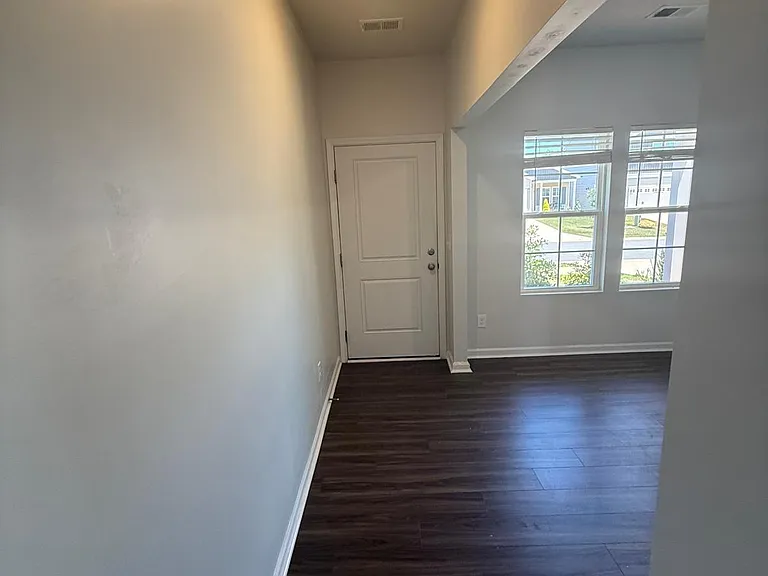 3909 Angel Hill Ln — Photo 6