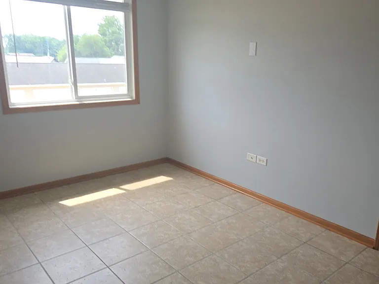 1000 Bratton Ave #7 — Photo 1