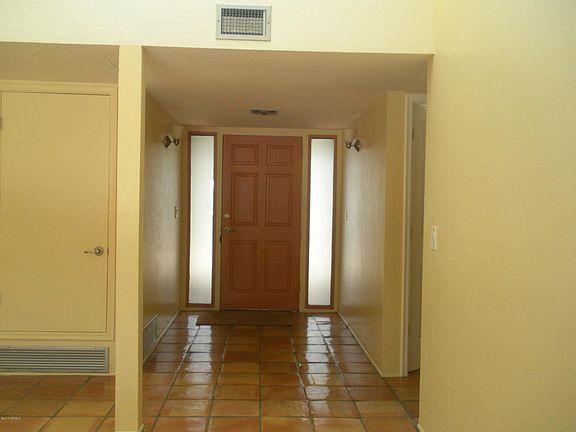 3rd image of 9435 E Paseo Tierra Verde