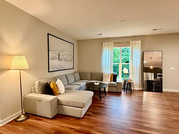 4th image of 175 Lenell Loop