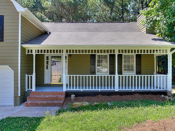 3rd image of 2870 Shiloh Way