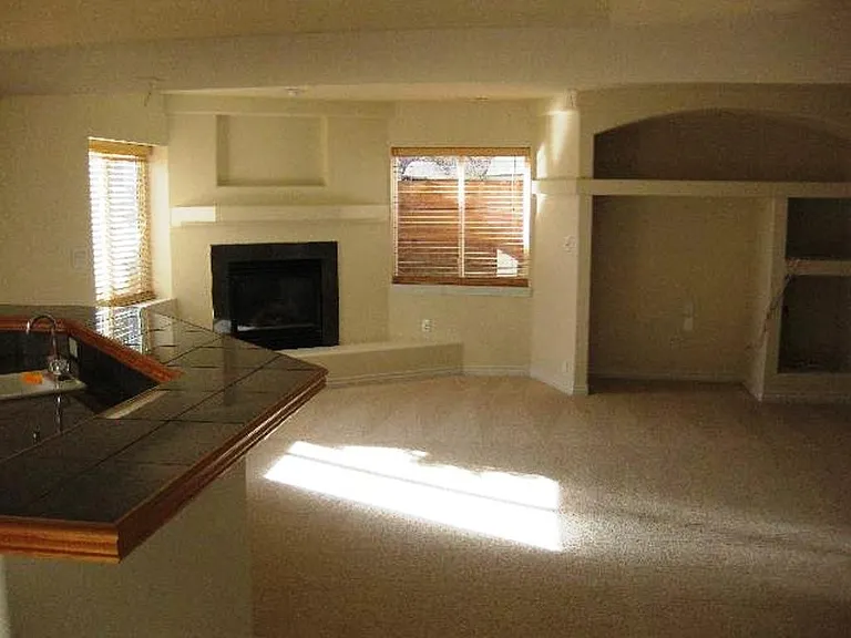 2075 Rockhurst Blvd — Photo 9
