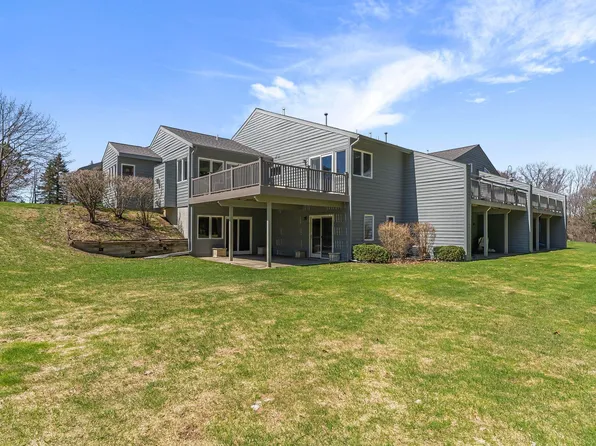 3750 Country Club Dr, Traverse City, MI 49684