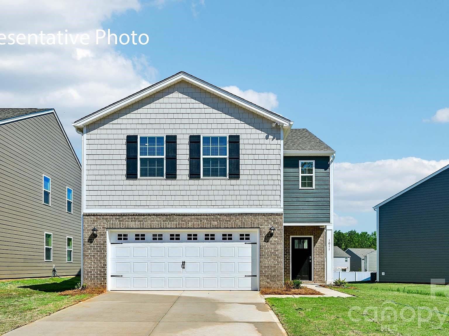 1437 7th Street Dr NE — Hampton Heights Golf Course