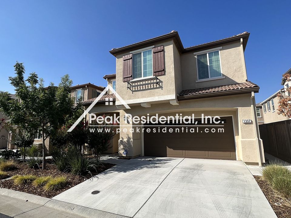 1st image of 1337 Oakbriar Cir