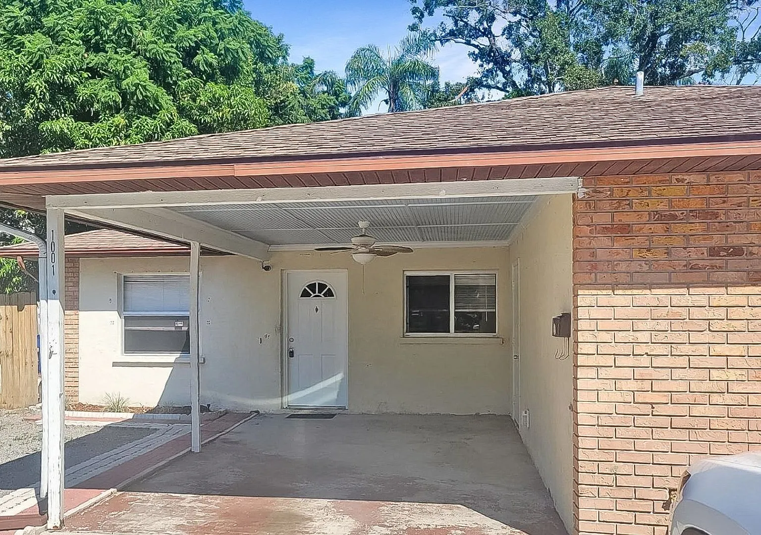 Move-In Special! Off Your First Month's Rent! 1/1. Annual Two Bedroom, Two Bath Duplex Located On... — Photo 1