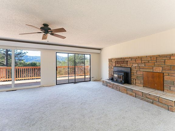 5th image of 950 Knob Hill Road