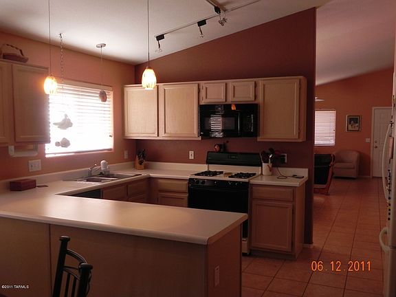 3rd image of 5497 W Panther Butte St