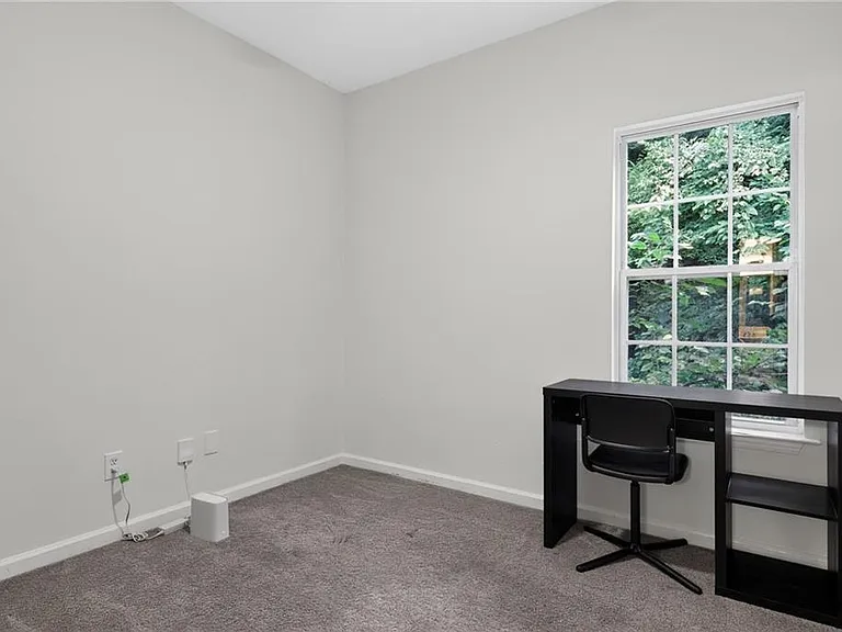 1021 Ada Ave NW — Photo 7
