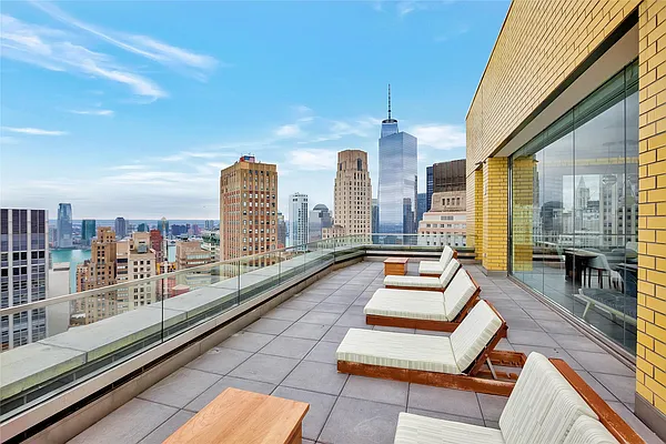 Sold by Douglas Elliman | media 17