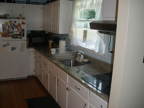 Kitchen marble counter top
