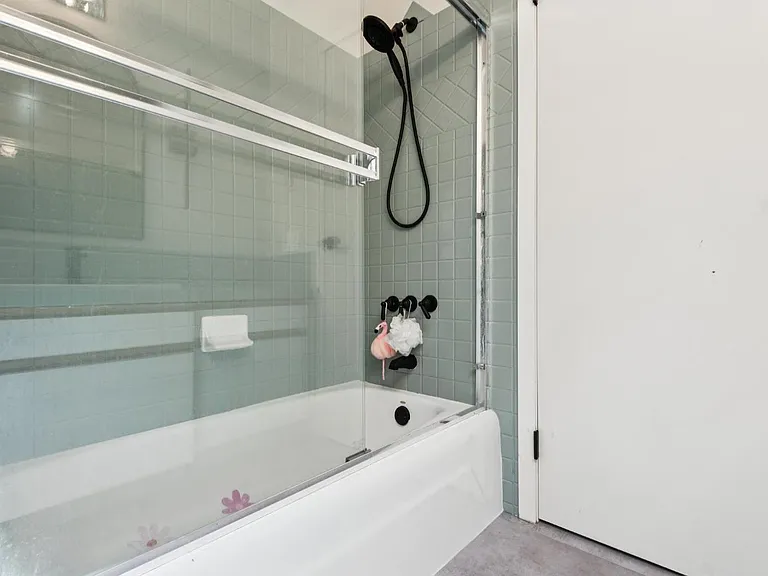 4350 Paradise Dr — Photo 22