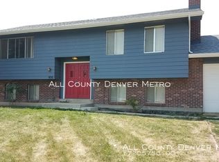 935 Zinnia St, Golden, CO 80401