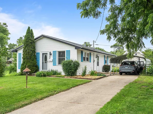 121 Goodhue St, South Beloit, IL 61080