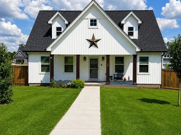 1350 Blake Stone Dr NW, Cleveland, TN 37312