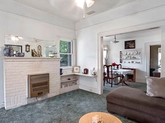 5th image of 1543 Hamilton St