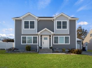 154 Doherty Dr, Clifton, NJ 07013