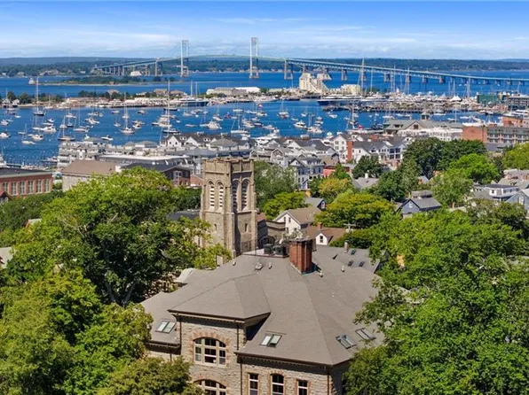 426 Spring St APT B101, Newport, RI 02840