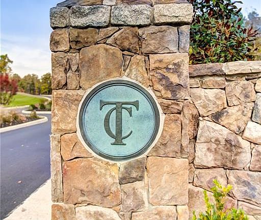 5th image of 1131 Getaway Ln