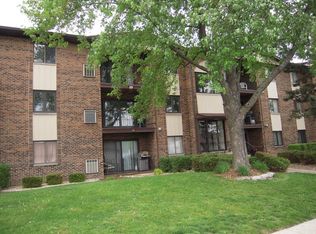14033 S Laramie Ave #420, Crestwood, IL 60445