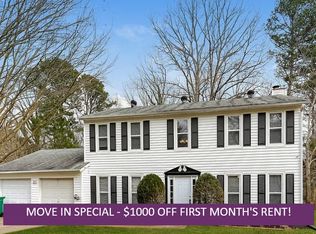 500 Sherwood Cir, Stone Mountain, GA 30087