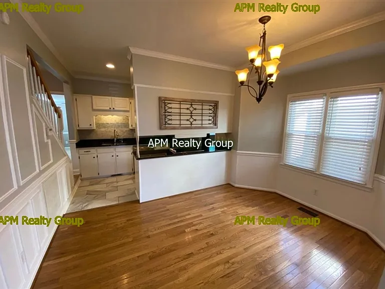 116 Ashley Ct — Photo 10