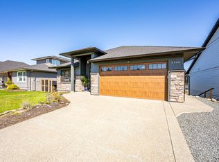 3366 Marygrove Dr, Courtenay, BC V9N 0E7