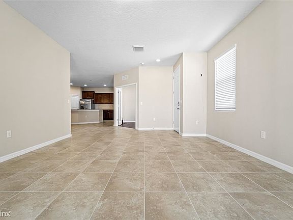 5th image of 7532R Stonebrook Cir