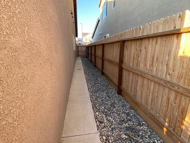 113 E Tyler Ave — Photo 28
