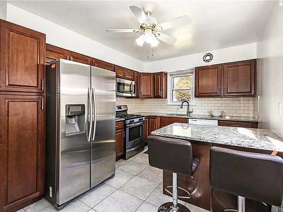 3rd image of 48 Cowles Ave