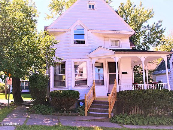 2nd image of 26 Lansing Ave