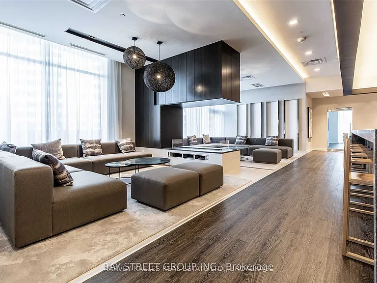 5180 Yonge St #409 — Photo 14