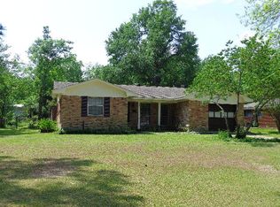 334 Roundabout Rd, Huntsville, TX 77320