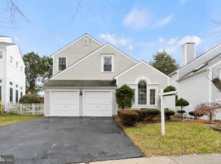 2214 Cherry Leaf Ln, Silver Spring, MD 20906