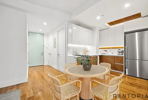 810 Flushing Ave #2L Photo 1