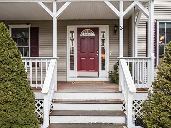 4th image of 3 Marilyn Brooke Ln