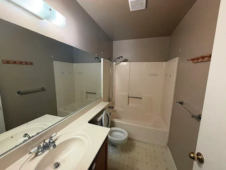 6236 Rosemead Blvd #C — Photo 6