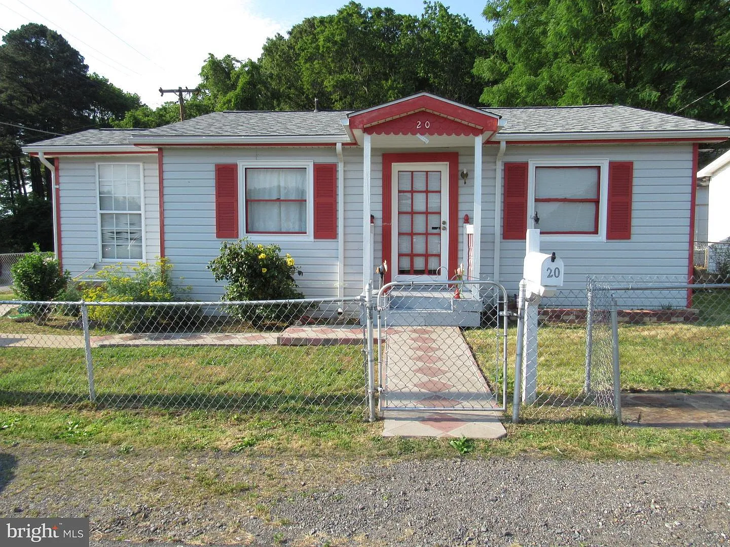 20 Glymont Rd photo 1