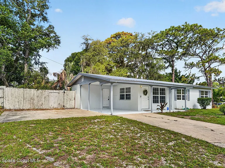 1514 Elm Ter — Photo 18