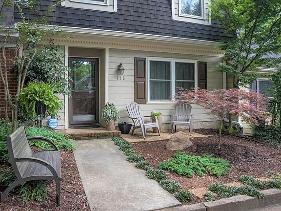 2nd image of 125 Teal Ct