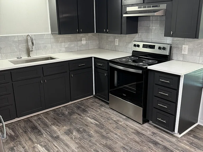 1400 Magnolia St — Photo 10
