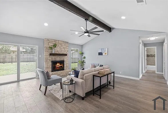 3915 Hillside Dr — Photo 13