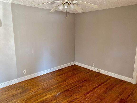 2nd image of 108 N Meade St #A