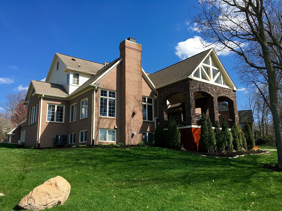 2nd image of 12971 Water Ridge Dr