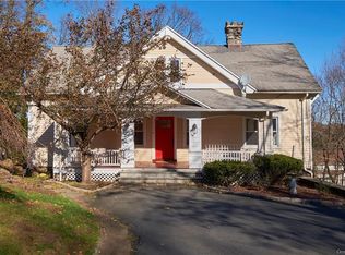225 Central Dr, Briarcliff Manor, NY 10510